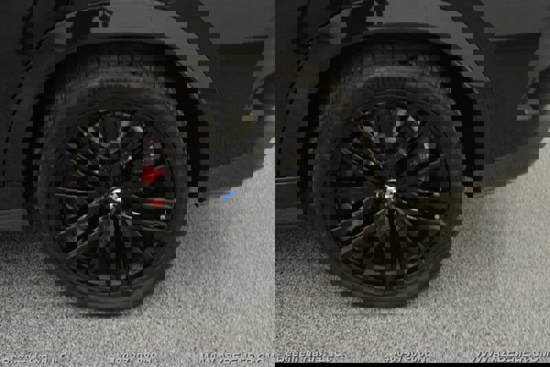 Used 2024 BMW X6 M60i w/ Dynamic Handling Package image 47