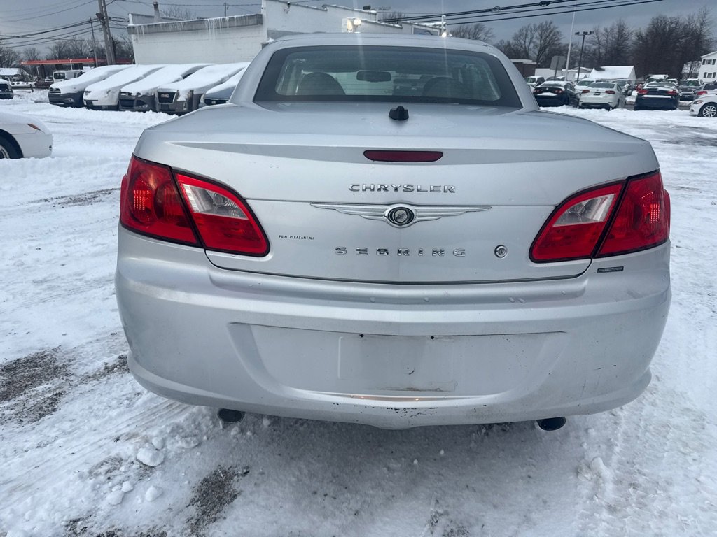 Used 2009 Chrysler Sebring Limited image 7
