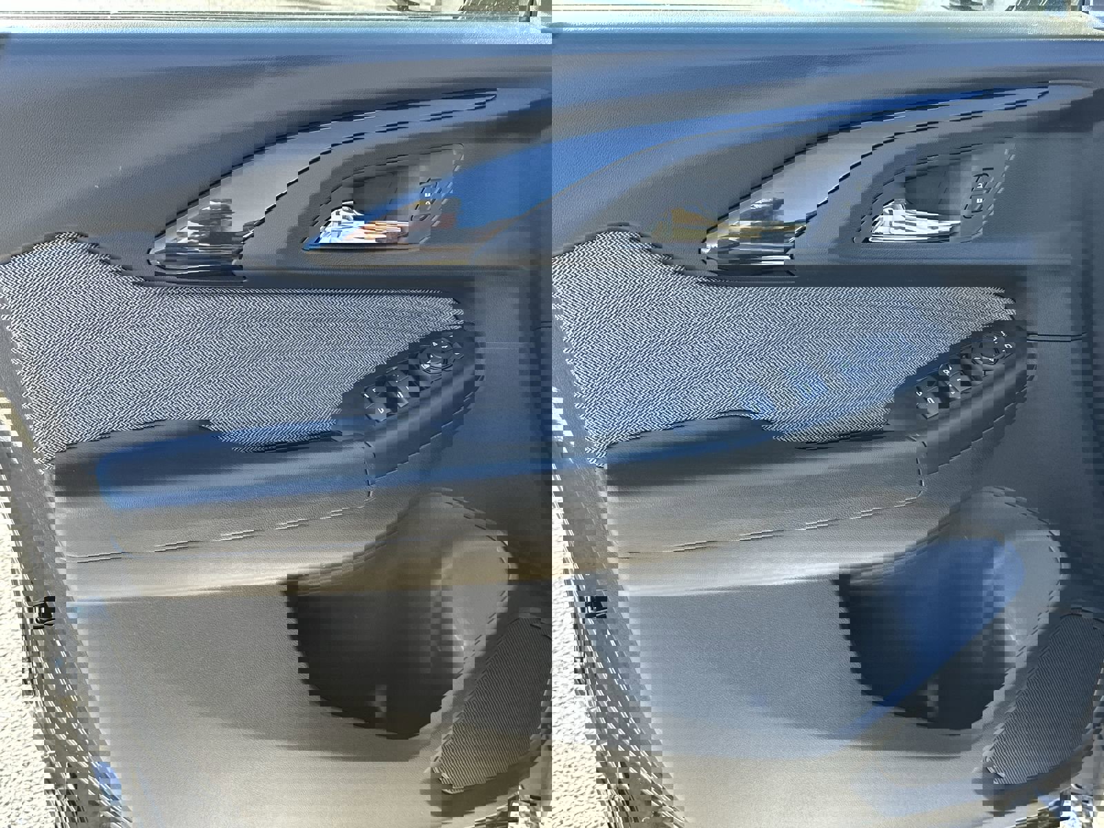 Certified 2023 Chevrolet TrailBlazer LT w/ Convenience Package image 14