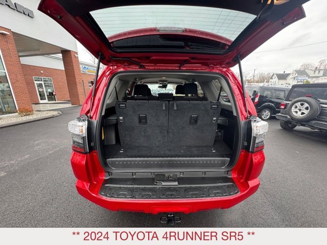 Used 2024 Toyota 4Runner SR5 image 28