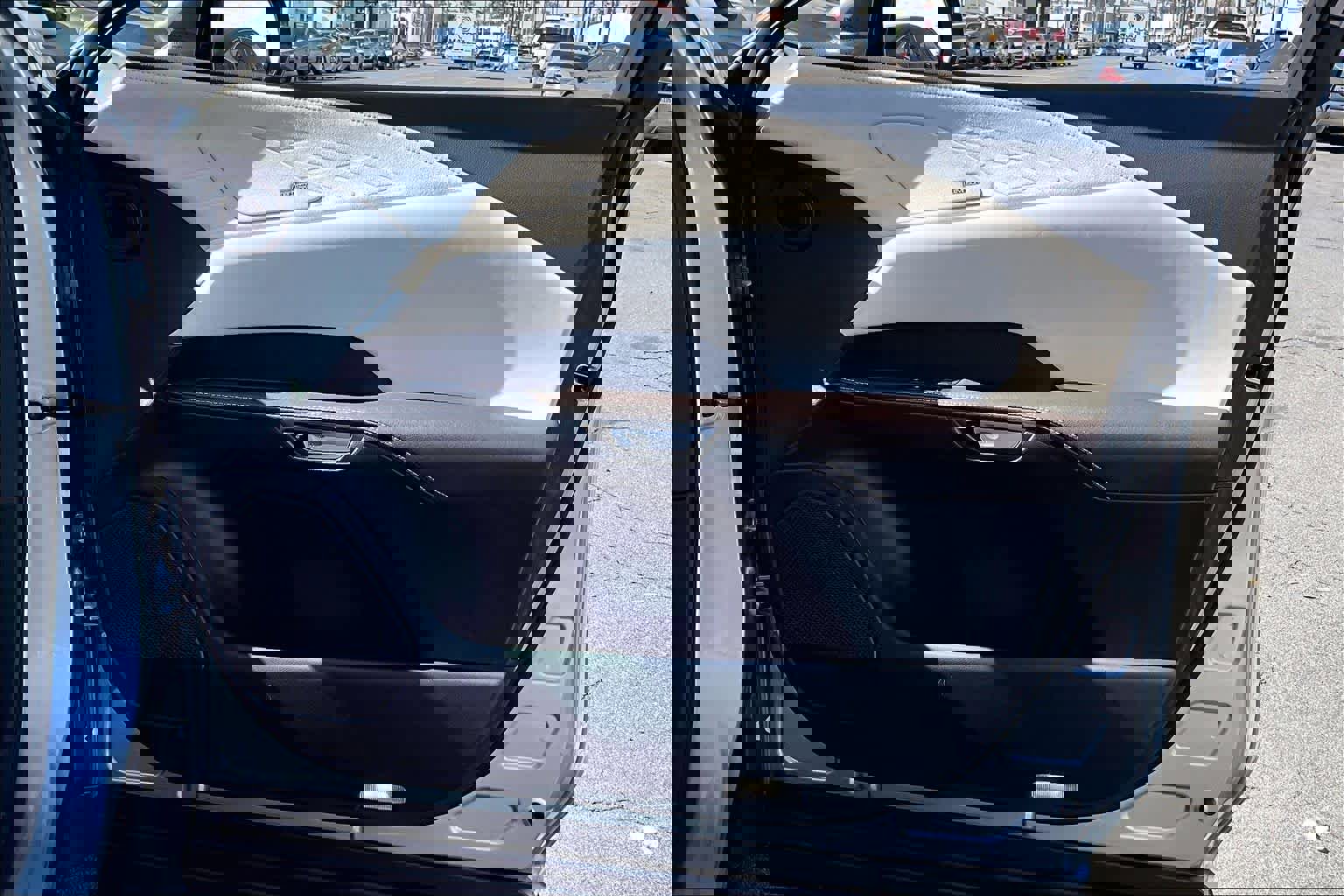 Used 2024 Lexus RX 350 Luxury w/ Convenience Package image 23