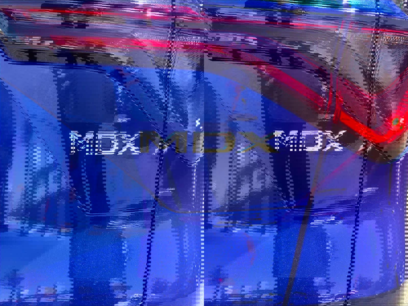 Used 2025 Acura MDX A-Spec image 10