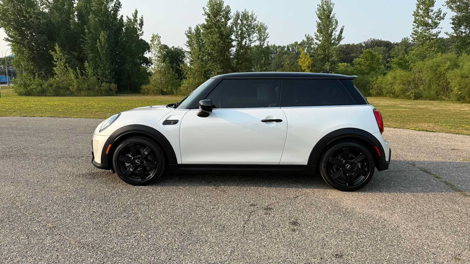Used 2024 MINI Cooper S FWD image 6