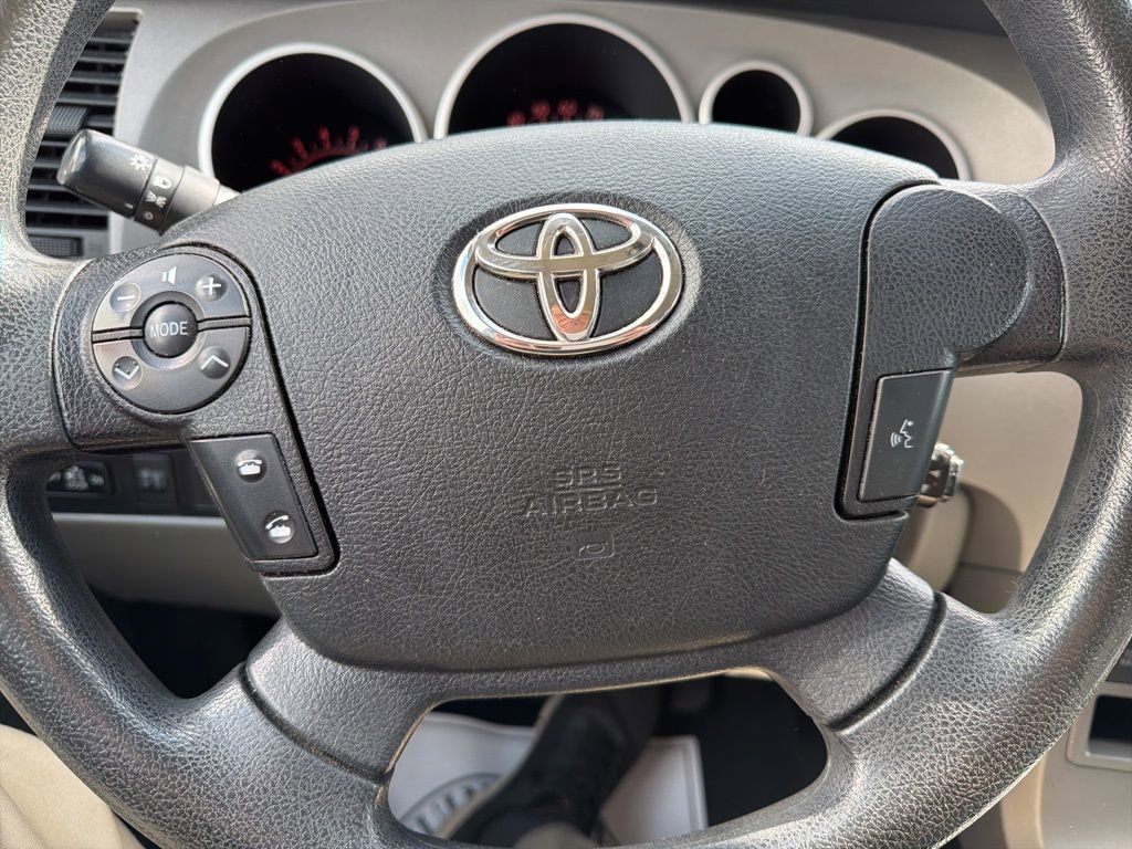 Used 2013 Toyota Tundra 2WD CrewMax w/ SR5 Pkg image 14