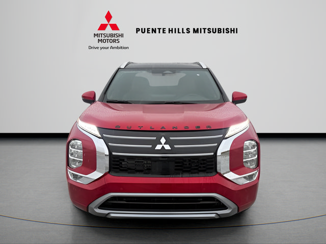 New 2026 Mitsubishi Outlander SEL FWD image 2