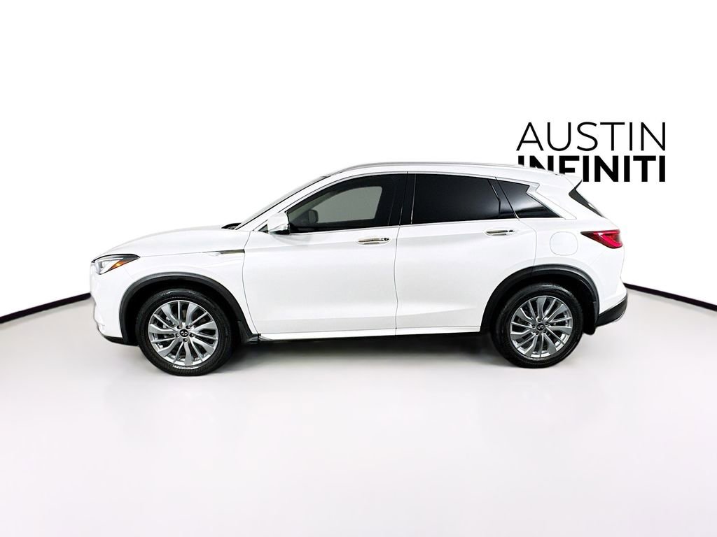 Used 2023 INFINITI QX50 Luxe AWD/4WD image 5