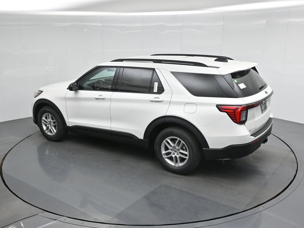 New 2026 Ford Explorer Active RWD image 40