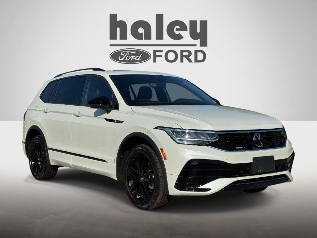 Used 2022 Volkswagen Tiguan SE R-Line