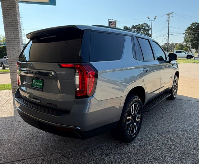 Used 2024 GMC Yukon AT4 w/ Technology Package AWD/4WD image 8
