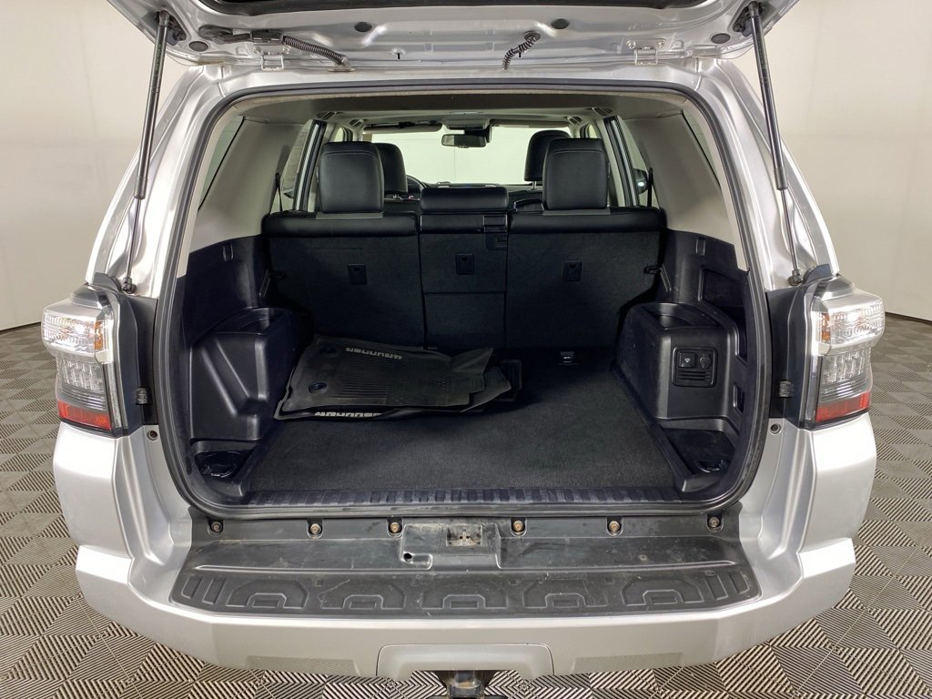 Used 2020 Toyota 4Runner SR5 Premium image 37