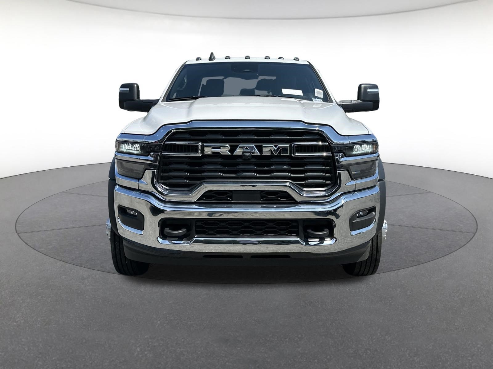 New 2025 RAM 4500 Tradesman AWD/4WD image 7