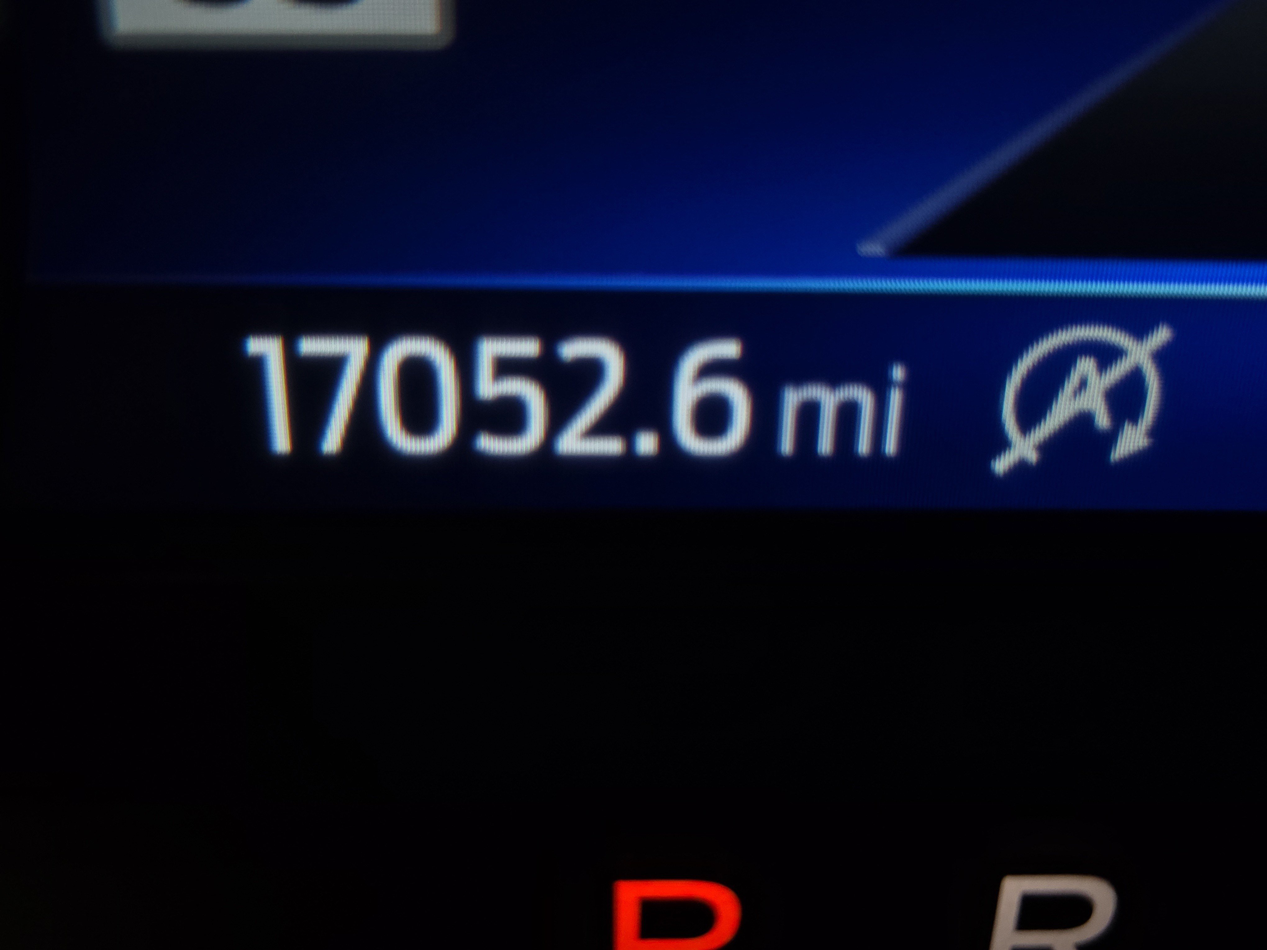 Used 2023 Ford Explorer XLT w/ Equipment Group 202A AWD/4WD image 19