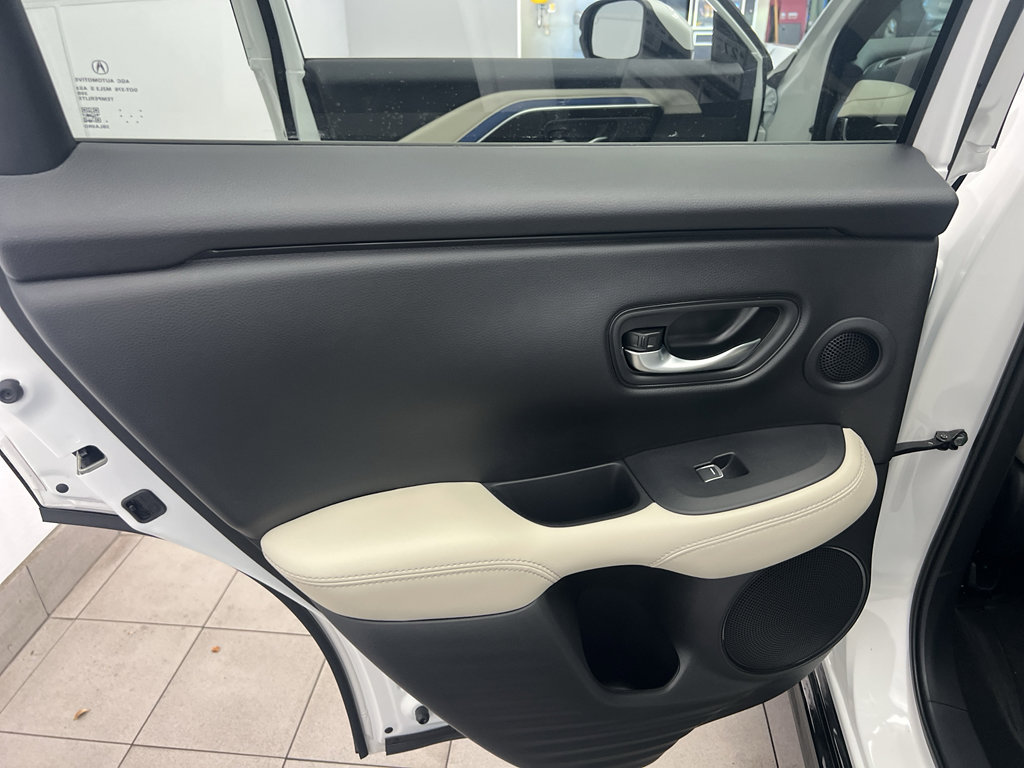 Used 2025 Acura ADX A-Spec image 28