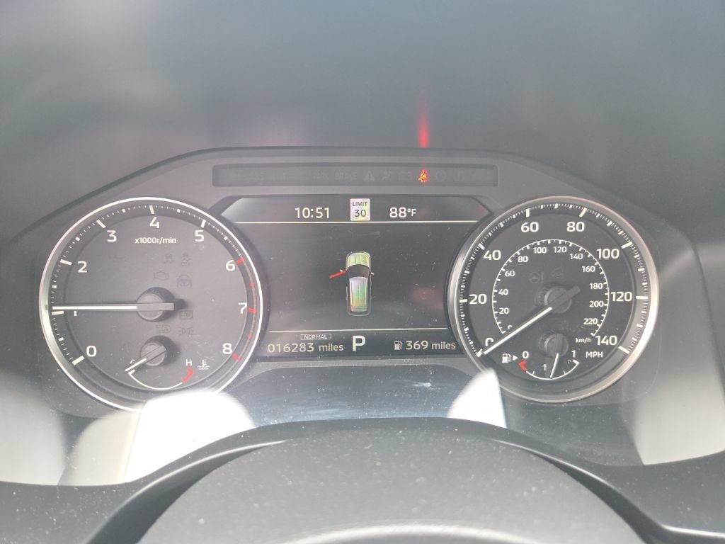 Used 2025 Mitsubishi Outlander SE AWD/4WD image 2