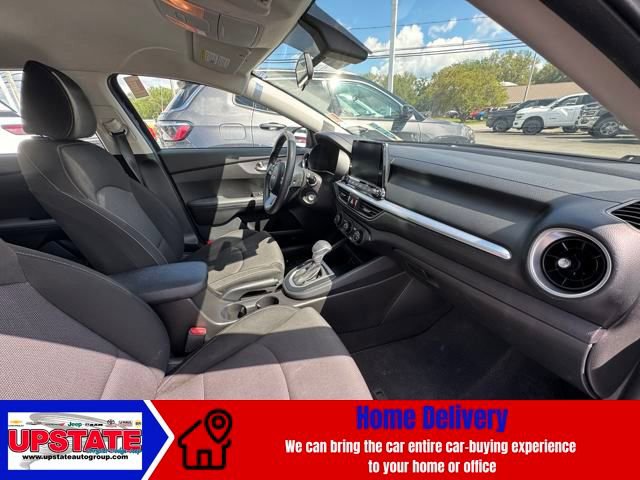 Used 2022 Kia Forte LXS image 10