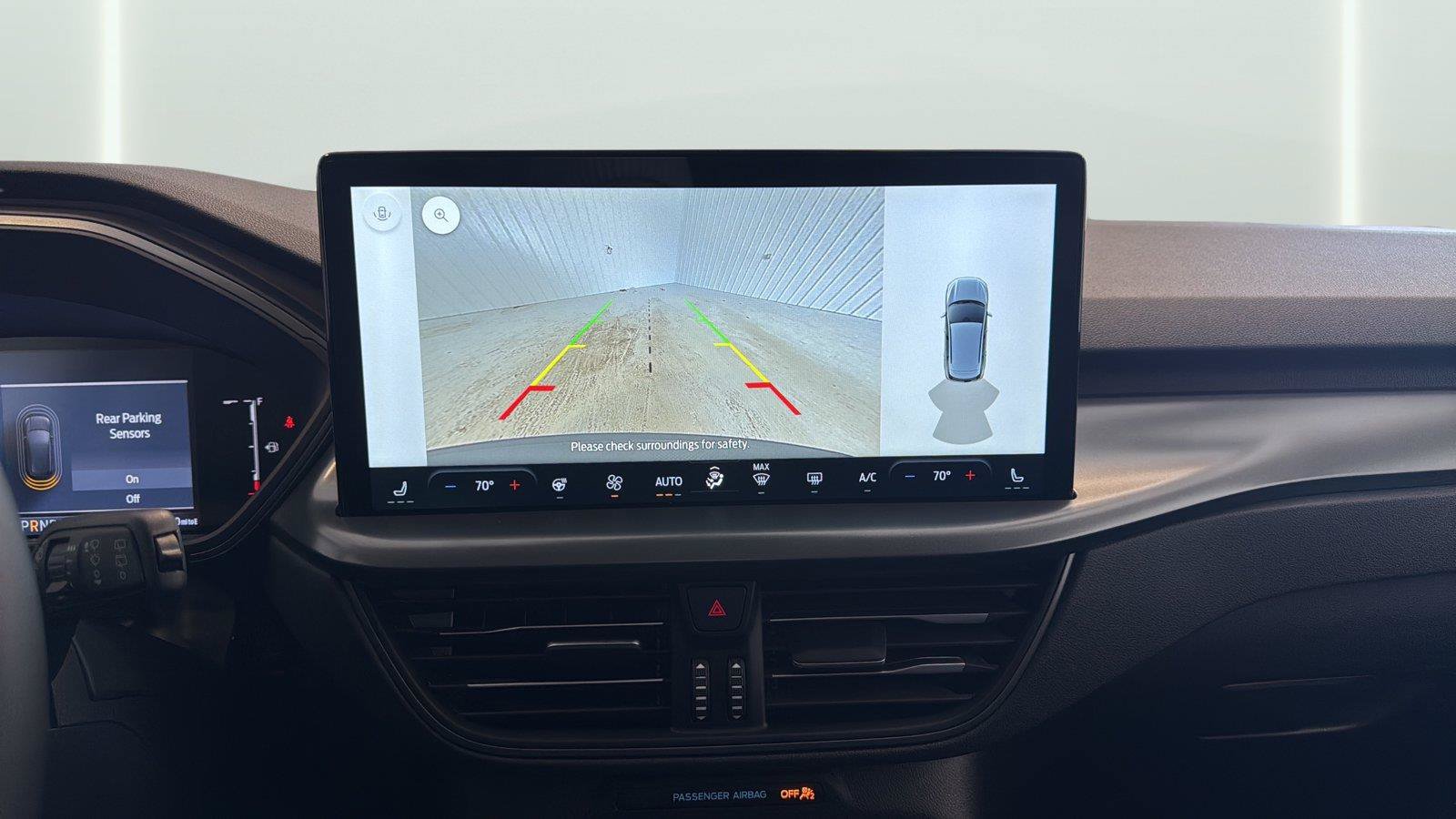New 2025 Ford Escape SE FWD image 19