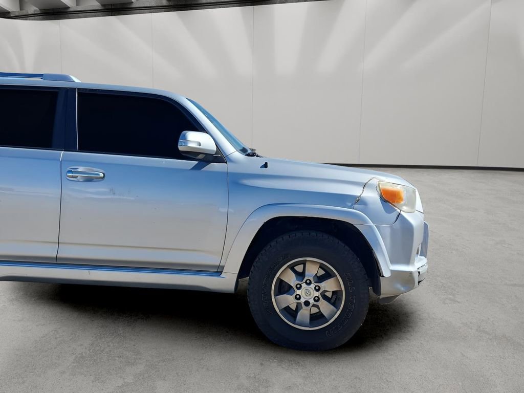 Used 2011 Toyota 4Runner SR5 w/ Premium Pkg w/Leather AWD/4WD image 4
