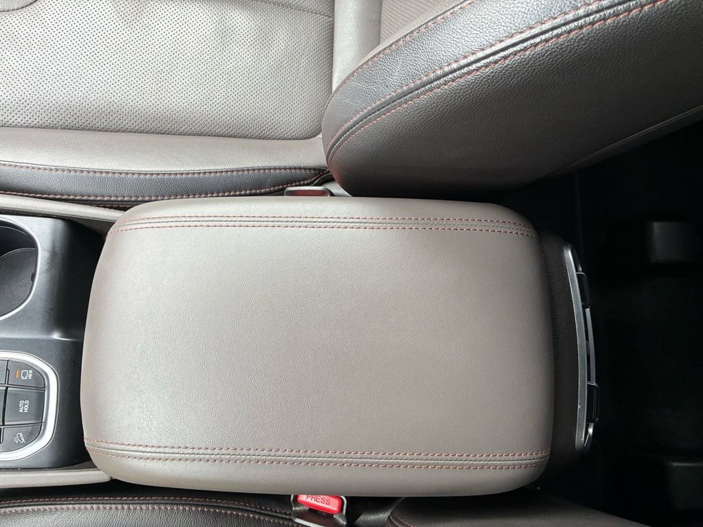 Used 2020 Hyundai Santa Fe Limited w/ Cargo Package image 36