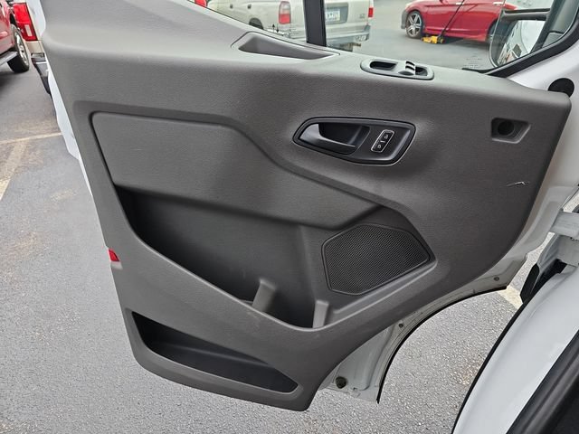 Certified 2024 Ford Transit 350 XLT RWD image 31