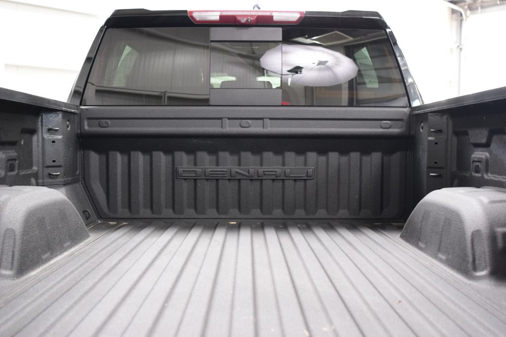 Used 2024 GMC Sierra 1500 Denali AWD/4WD image 24