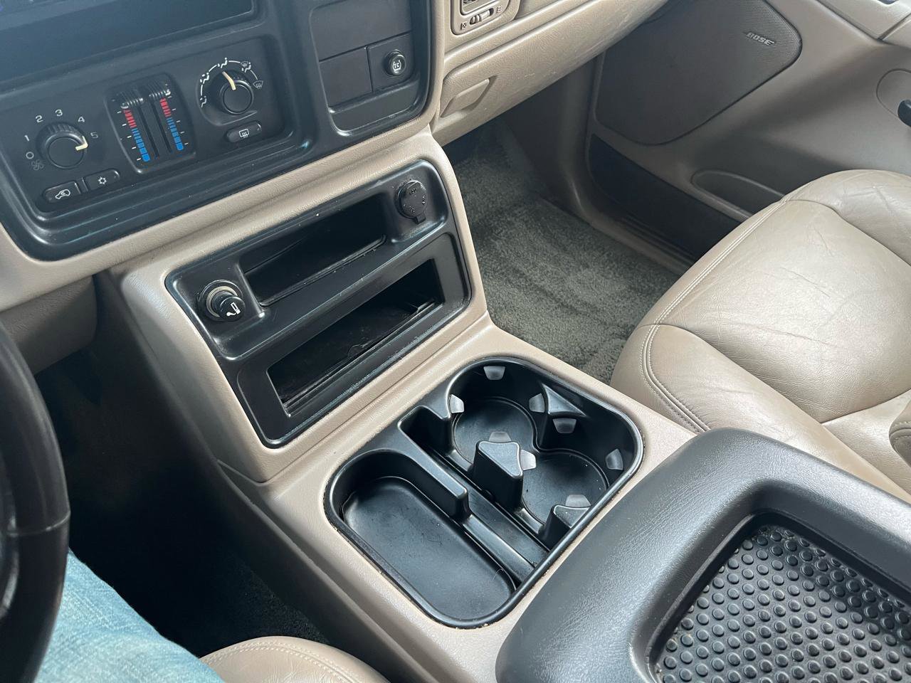 Used 2003 Chevrolet Avalanche 2WD image 20