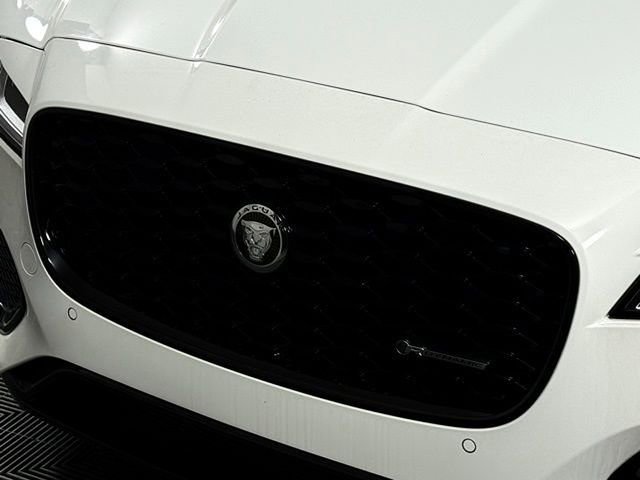 New 2024 Jaguar XF R-Dynamic SE image 11