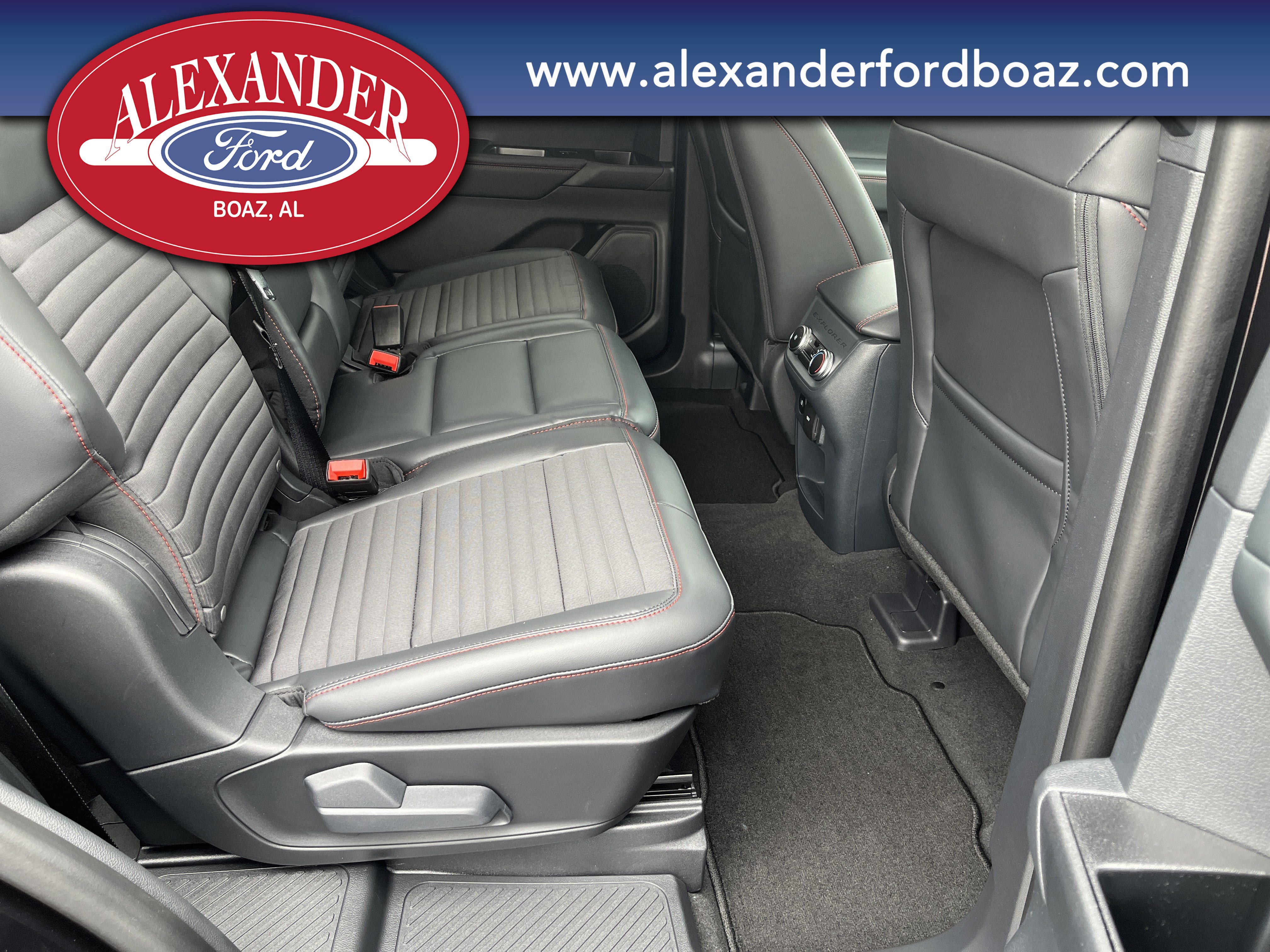 New 2026 Ford Explorer ST-Line image 18