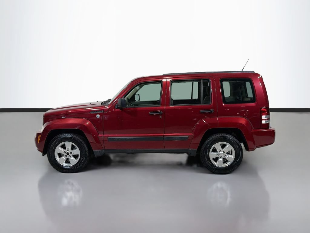 Used 2011 Jeep Liberty Sport AWD/4WD image 6