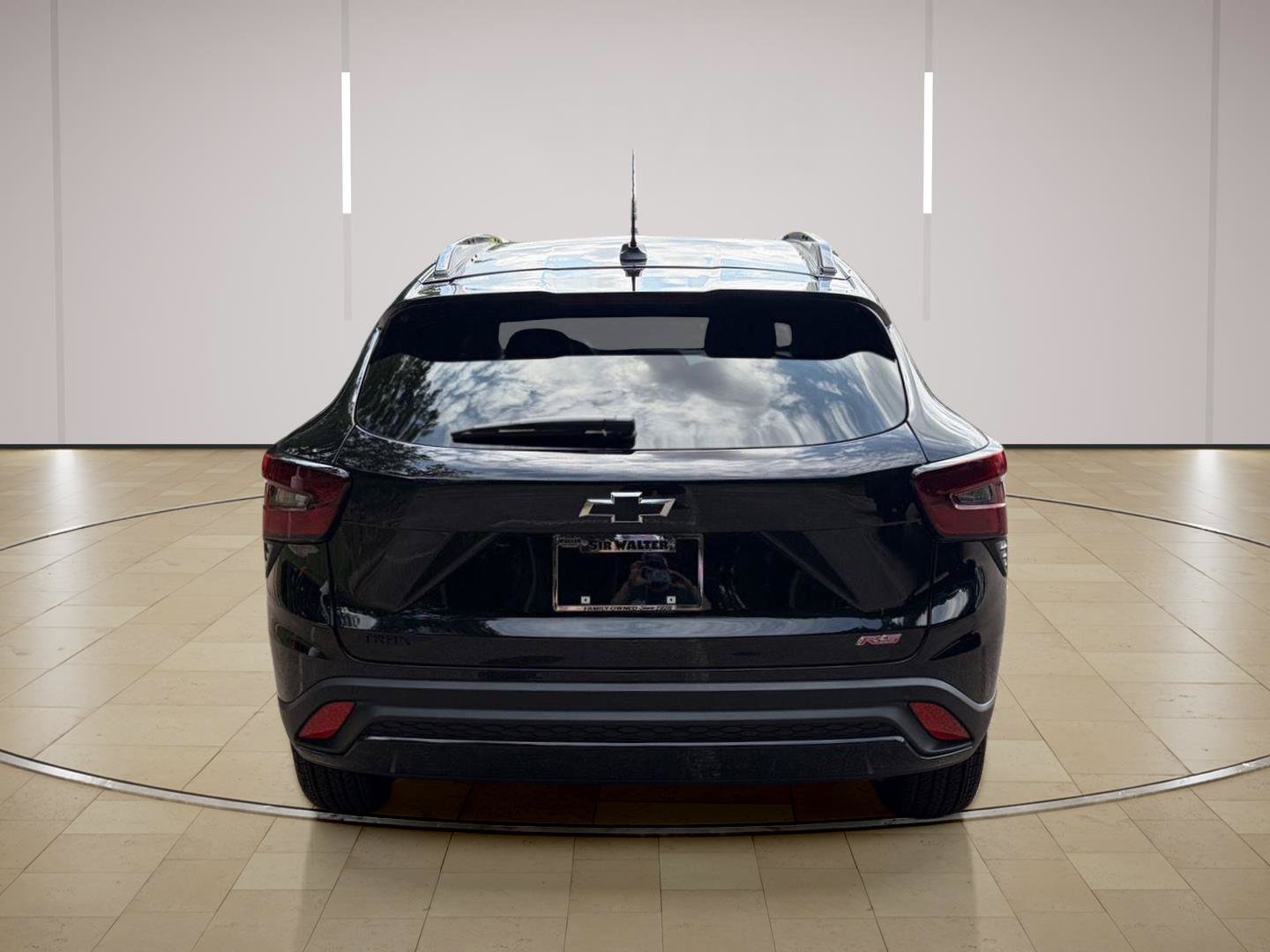 New 2026 Chevrolet Trax RS w/ Sunroof Package FWD image 5