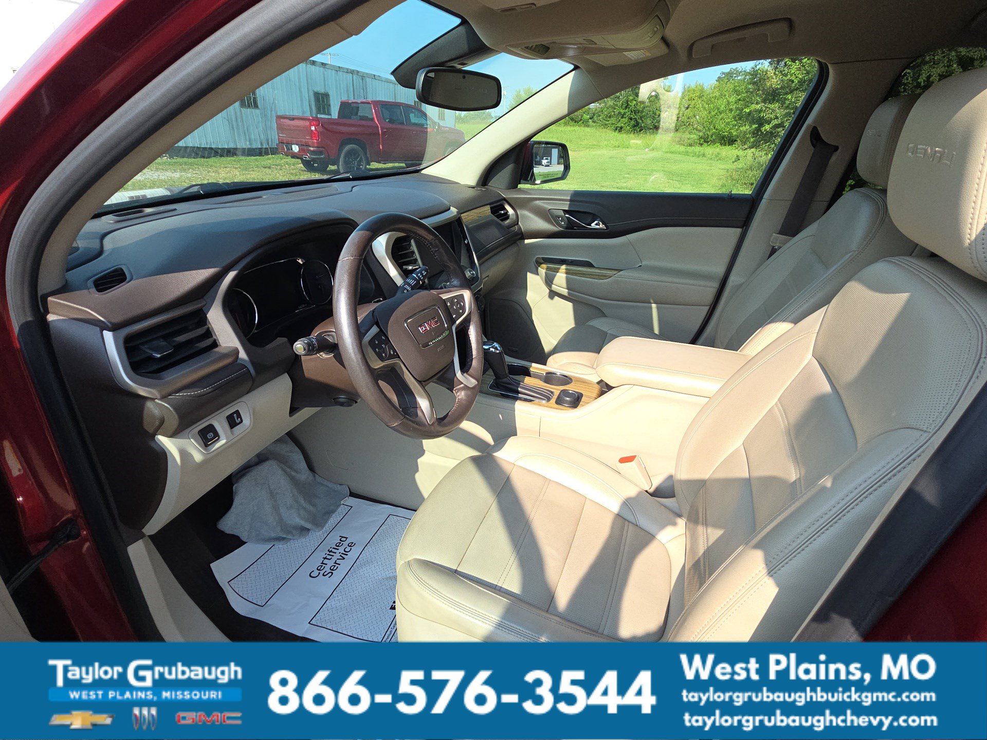 Used 2019 GMC Acadia Denali AWD/4WD image 8