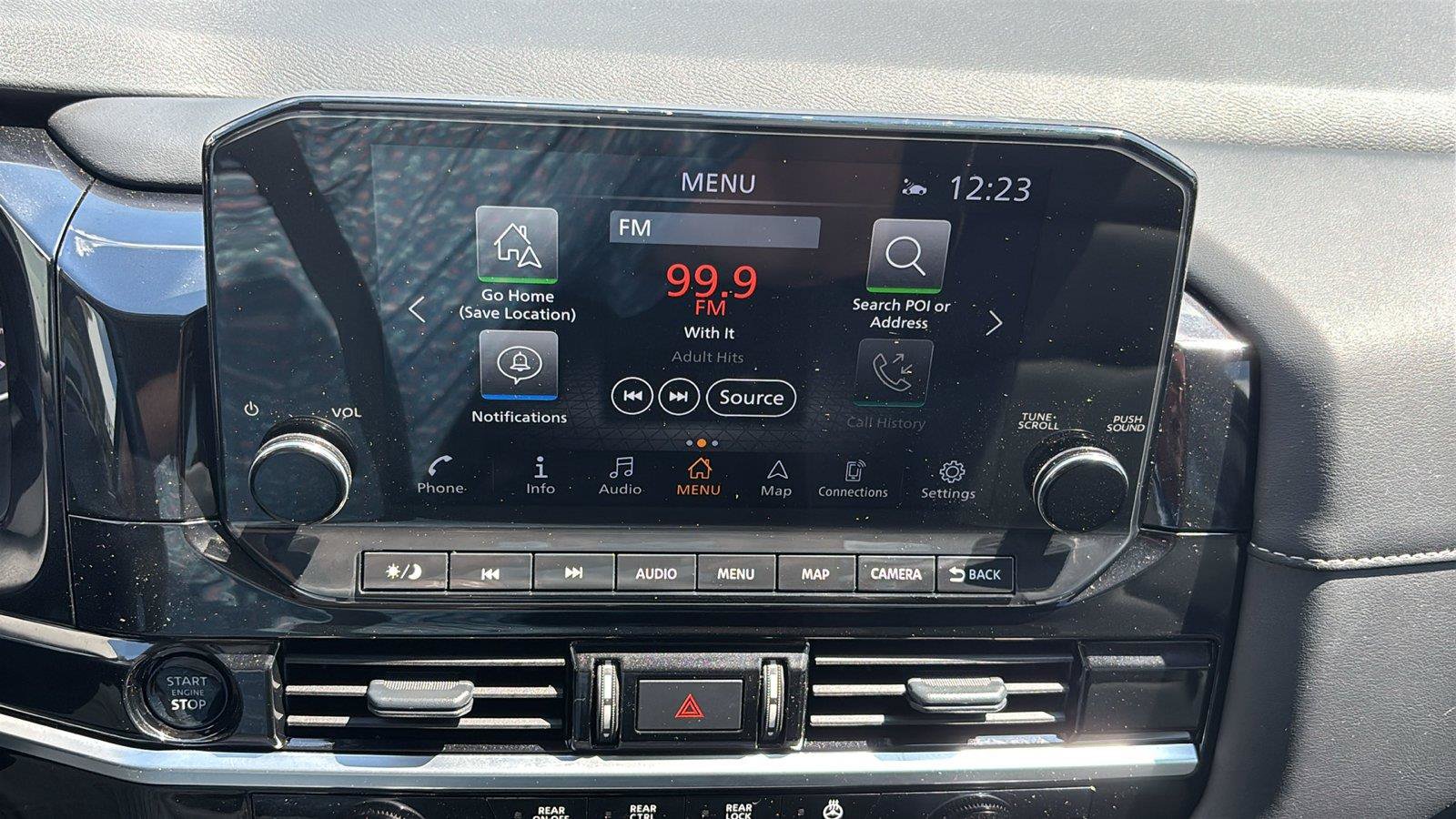 Used 2025 Nissan Pathfinder SL w/ SL Premium Package FWD image 35