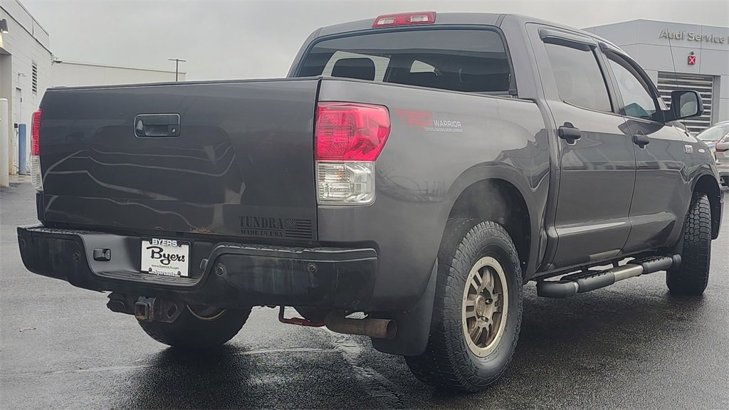 Used 2011 Toyota Tundra 4x4 CrewMax image 3