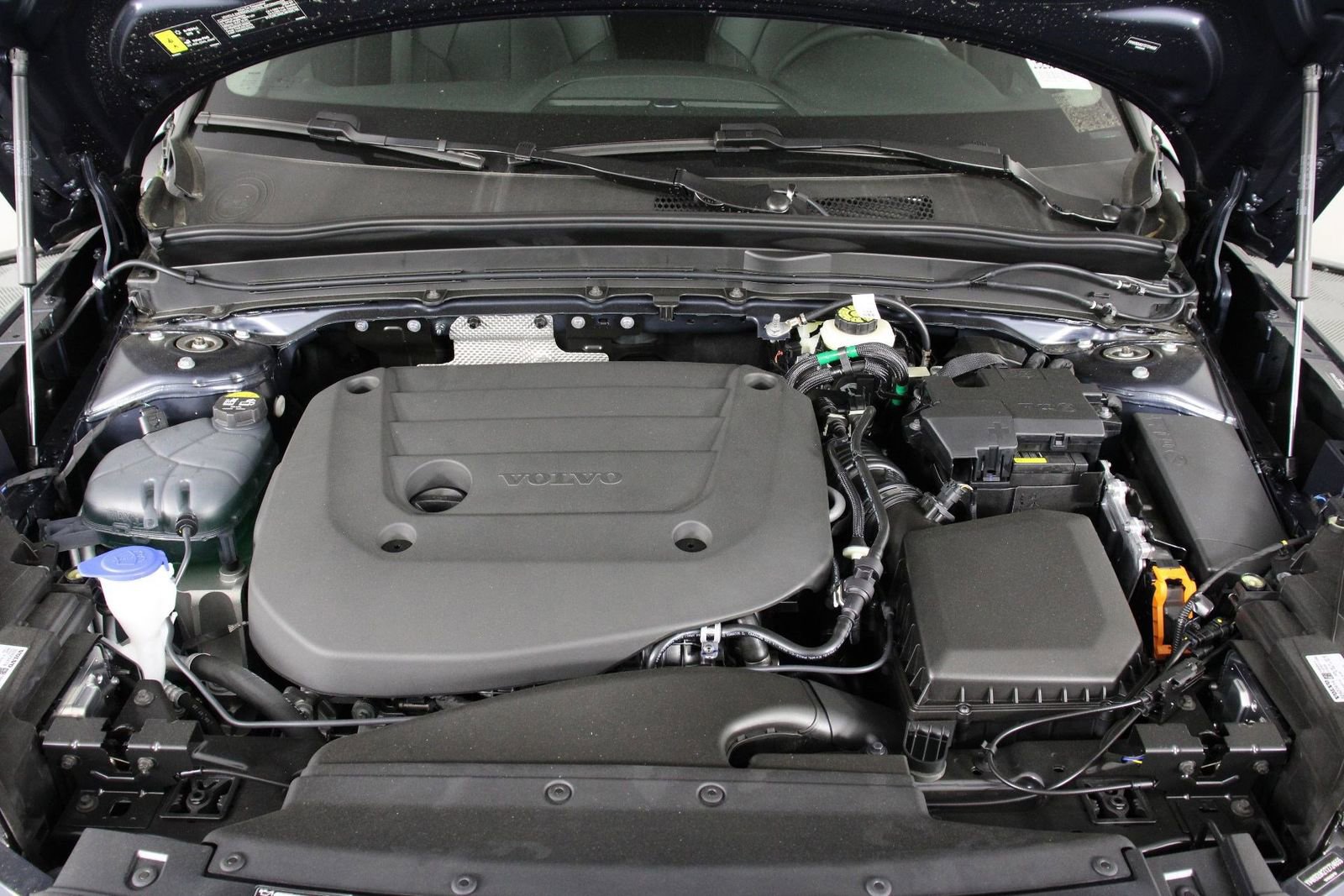 New 2026 Volvo XC40 B4 Core image 12