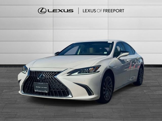 Certified 2024 Lexus ES 300h w/ Luxury Package FWD image 3