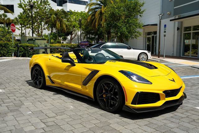 Used 2019 Chevrolet Corvette ZR1 RWD image 39