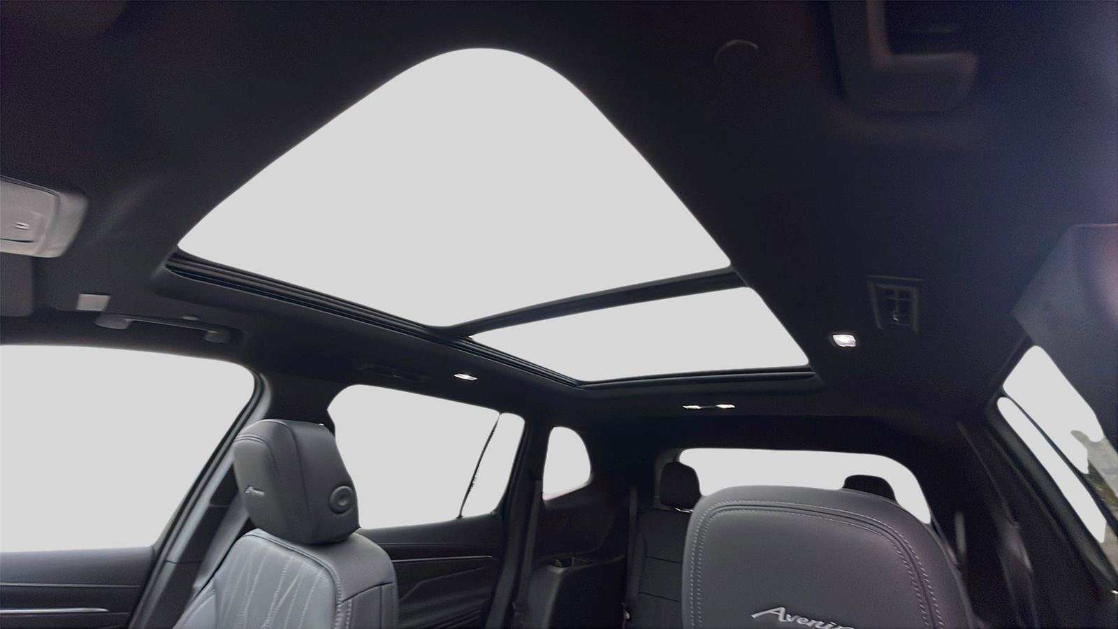 New 2026 Buick Enclave Avenir w/ Super Cruise Package image 14