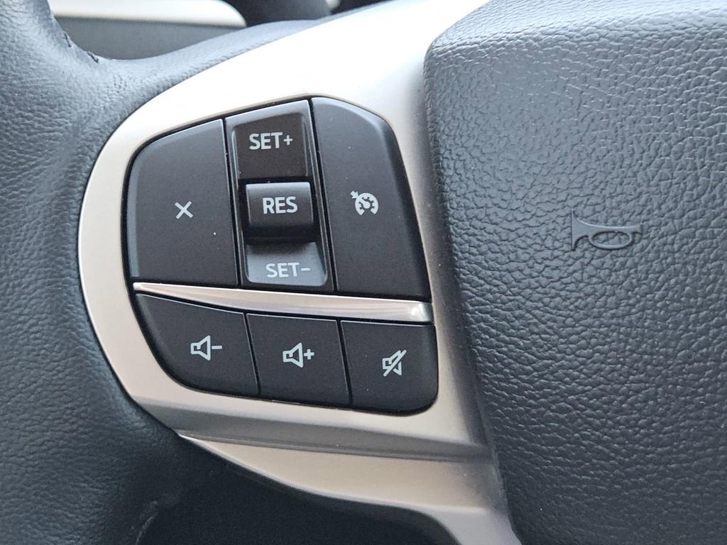 Used 2023 Ford Explorer XLT image 20