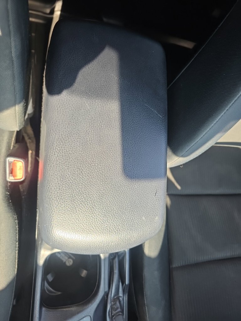 Used 2018 Toyota RAV4 LE w/ All Weather Liner Package FWD image 37
