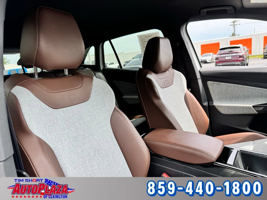 Used 2023 Volkswagen ID.4 Pro RWD image 46