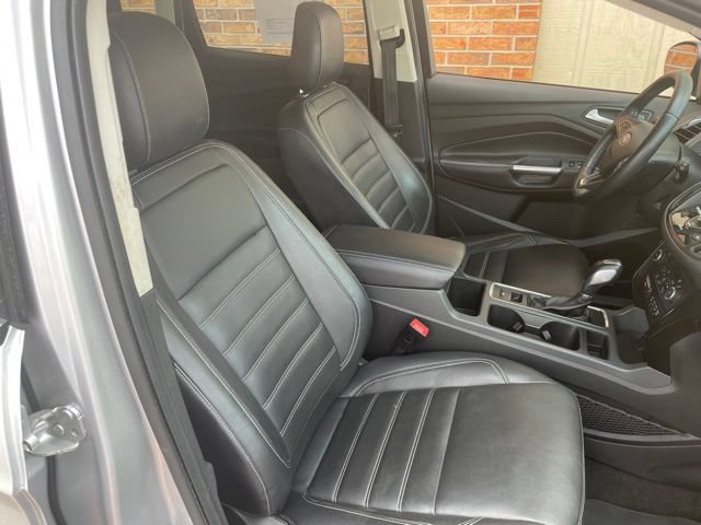 Used 2018 Ford Escape Titanium w/ Ford Safe & Smart Package AWD/4WD image 47