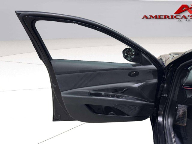 Used 2024 Hyundai Elantra N image 11