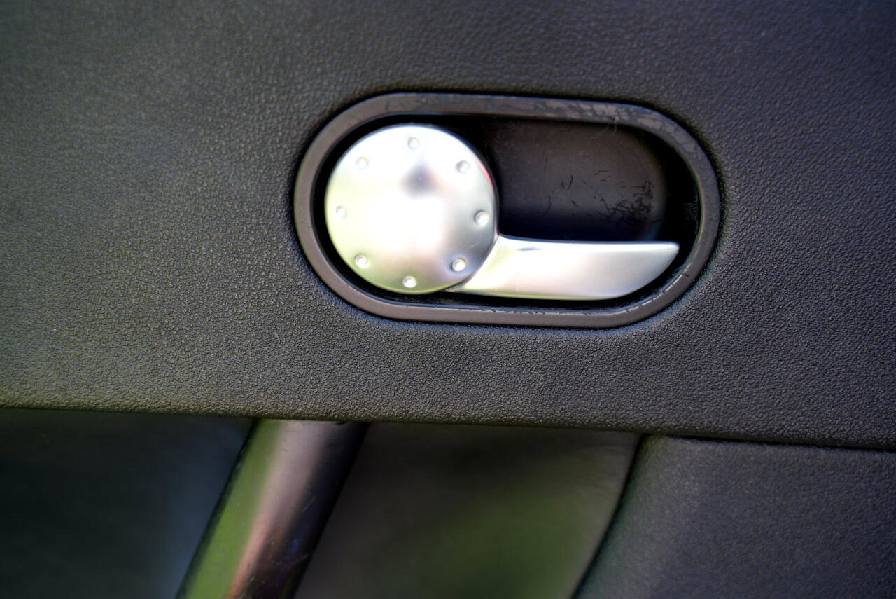 Used 2003 Audi TT 1.8T image 23