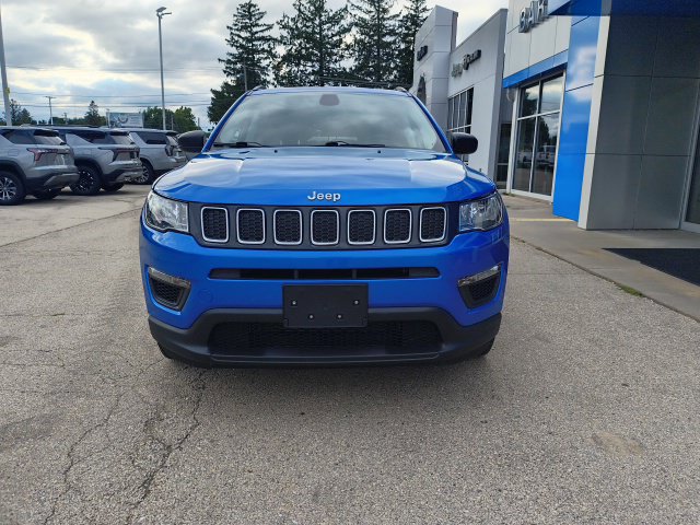 Used 2020 Jeep Compass Sport AWD/4WD image 2