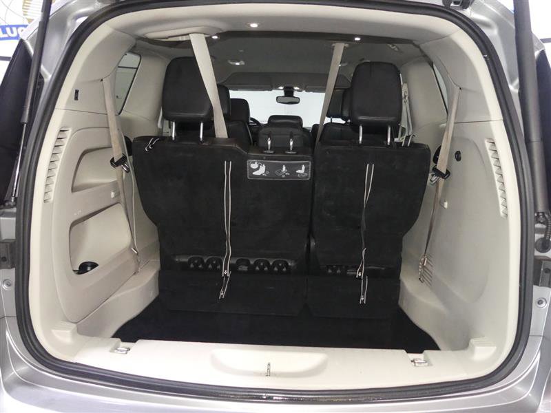 Used 2017 Chrysler Pacifica Touring-L Plus image 9