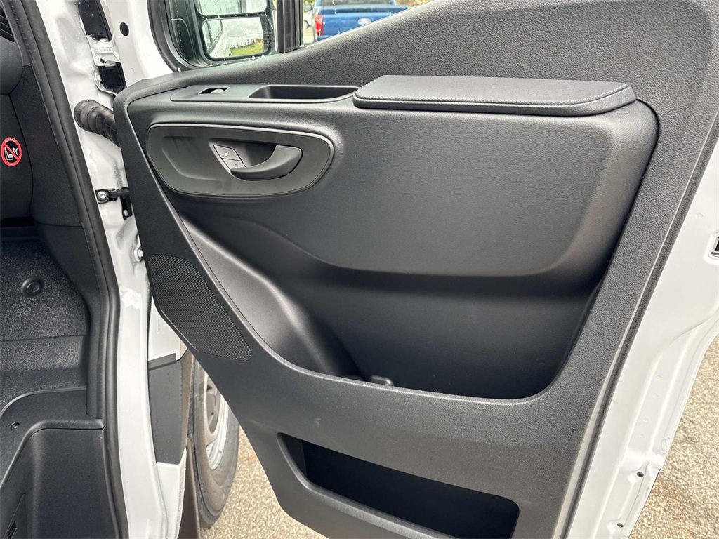 New 2026 Mercedes-Benz Sprinter 2500 image 12