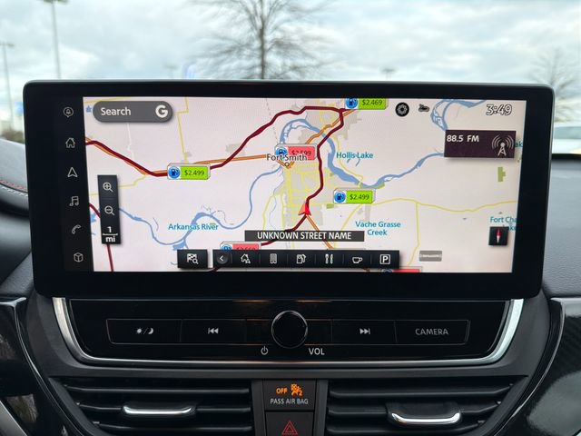 Used 2023 Nissan Altima 2.5 SR w/ SR Premium Package image 19