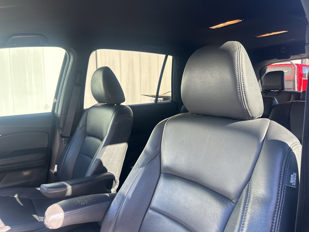 Used 2022 Honda Pilot Sport image 19