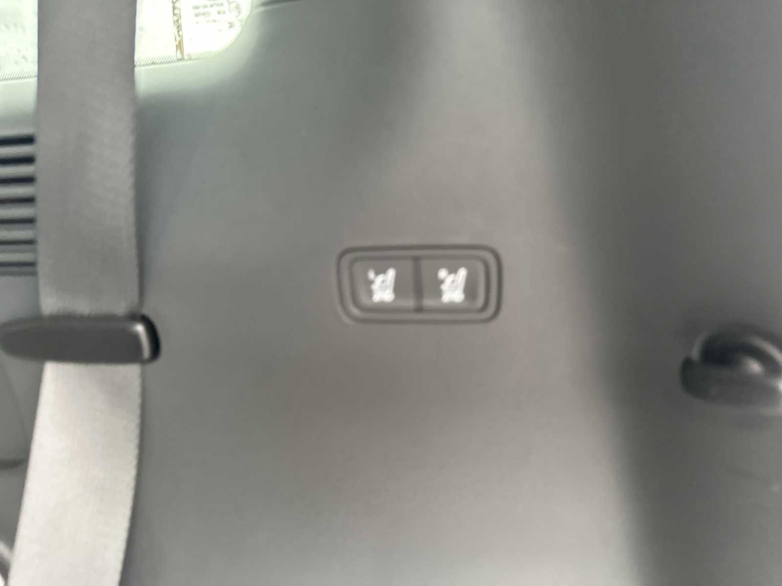 Used 2025 Hyundai Santa Fe SEL FWD image 26