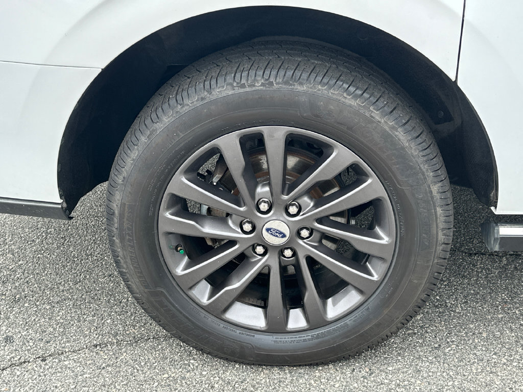 Used 2020 Ford Expedition Max Limited AWD/4WD image 17