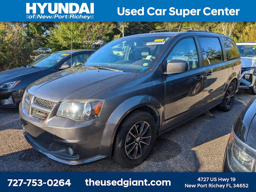 Used 2019 Dodge Grand Caravan GT FWD image 1